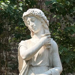 Meet your Posher, Aristeus